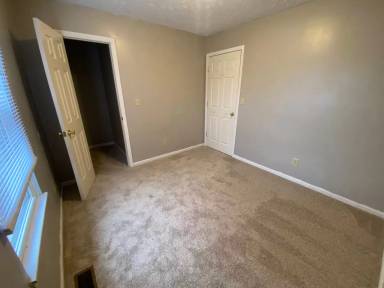 Main picture of 227 Tobacco Rd