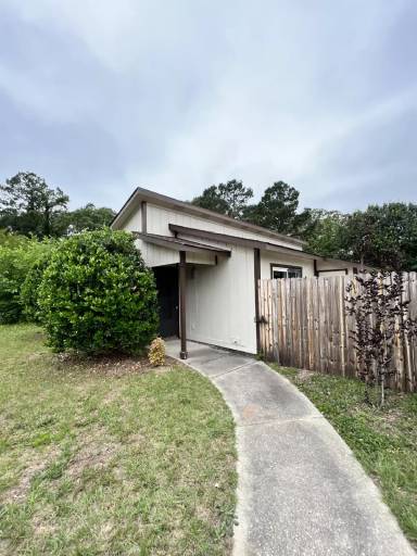 Main picture of 6508 Wicklow Pl