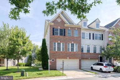 Main picture of 2459 Cheyenne Dr
