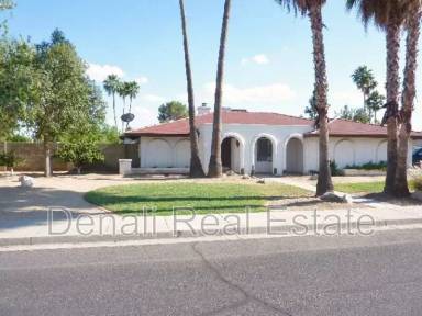Main picture of 1509 E Granada Cir