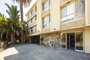 Main picture of 345 MACARTHUR Apartments