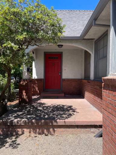 Main picture of 4921 8th Ave