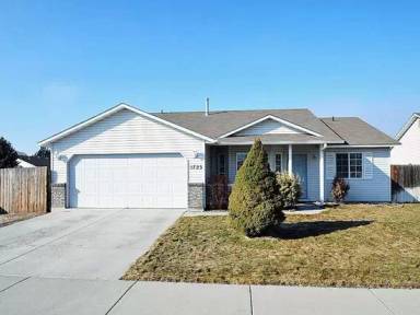 Main picture of 1723 N Spike Ave