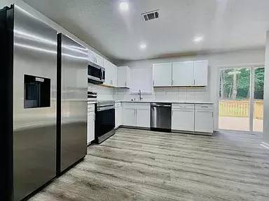 Main picture of 65 Mount Airy Rd
