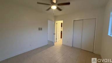 Main picture of 307 N Buena Vista St