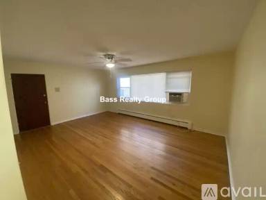 Main picture of 503 Sheridan Rd