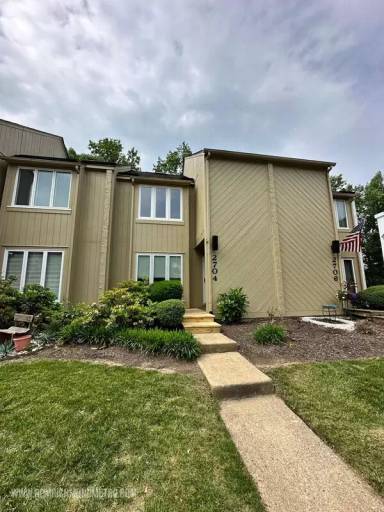 Main picture of 2704 Spinnaker Ct