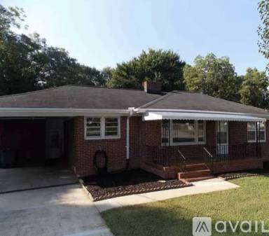 Main picture of 3 Maxie Ave