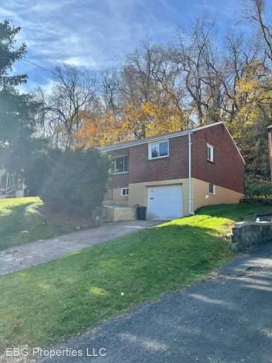 Main picture of 326 Dorothy Dr