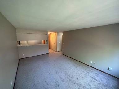 Main picture of 5700 W Wahner Ave