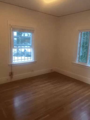 Main picture of 5675 Oak Grove Ave