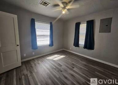 Main picture of 1203 NW Taft Ave