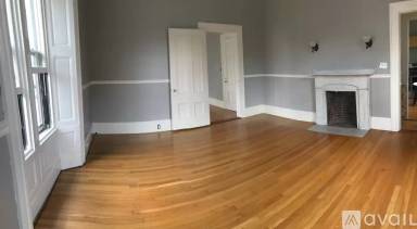 Main picture of 420 E Merrimack St