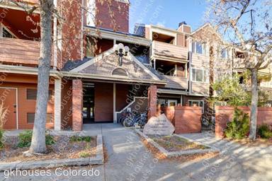 Main picture of Whittier Square Condo