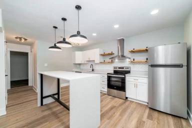 Main picture of 1227 E Ocean View Ave