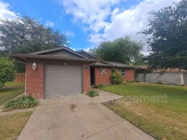 Main picture of 1120 Ridgeway Cir
