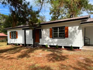 Main picture of 1125 Elm Rd