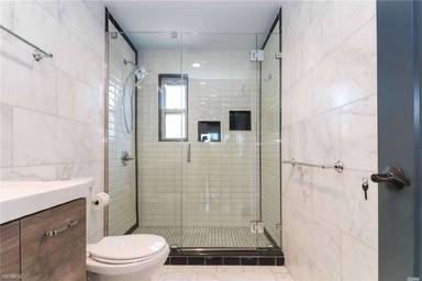 Main picture of 6224 80th St