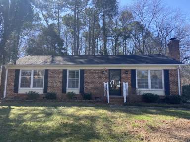Main picture of 5804 Caledonia St