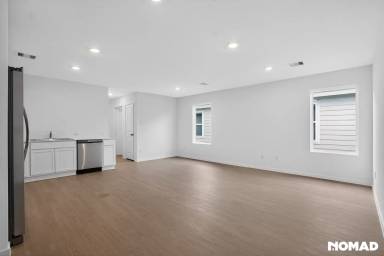 Main picture of 401 Road 590106