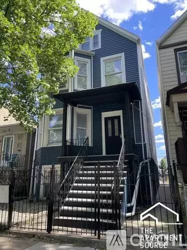 Main picture of 3627 W Palmer St