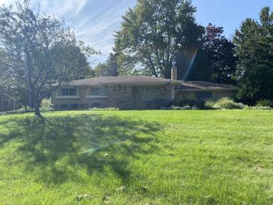 Main picture of 710 Castlebar Dr