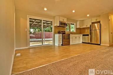 Main picture of 4346 S 178th St