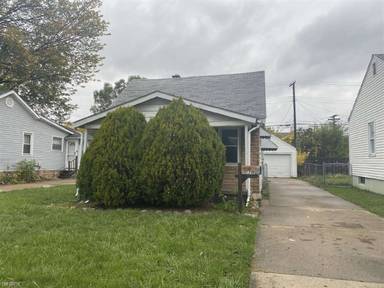 Main picture of 17727 Lowell St