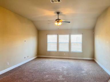 Main picture of 849 Olive Ln
