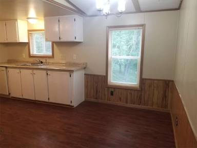 Main picture of 841 Doberman Ct SE