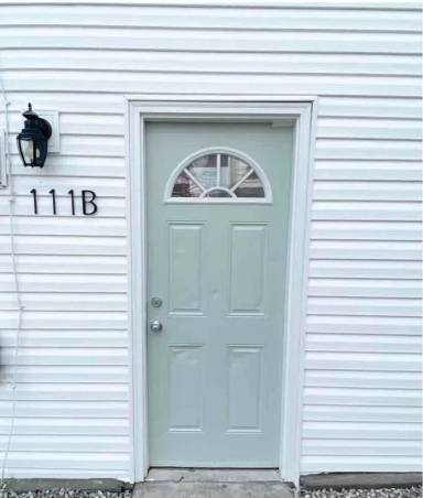 Main picture of 111 Garfield St