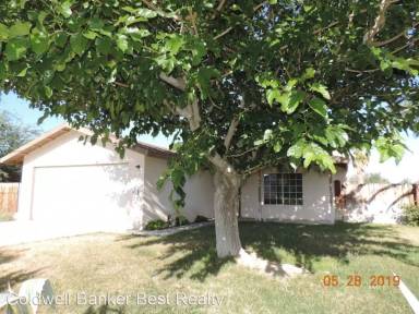 Main picture of 405 N Inyo St