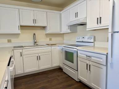 Main picture of 156 W 500 S