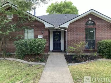 Main picture of 1403 Southern Plantation Dr