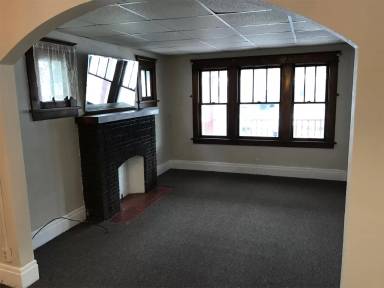 Main picture of 50 Houston St