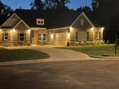 Main picture of 1433 Charleston Dr