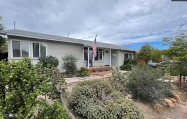 Main picture of 614 Penelope Dr