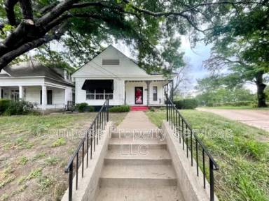 Main picture of 809 N 4th St