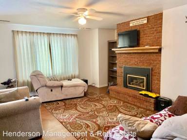 Main picture of 2432 Fraser Ct