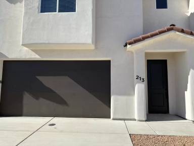 Main picture of 213 N 2480 W