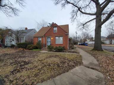 Main picture of 16009 Invermere Ave