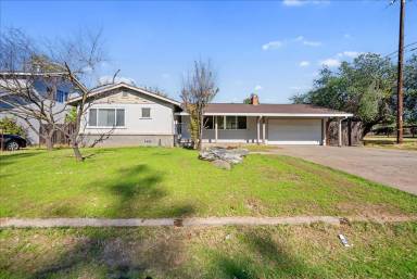 Main picture of 3333 Alta Arden Expy