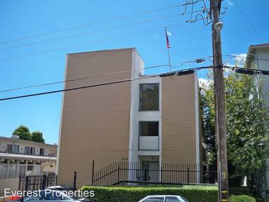 Main picture of 2308 Warring St