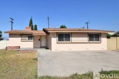 Main picture of 1219 S Orchard Ave