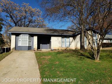 Main picture of 7403 Ridgewick Dr