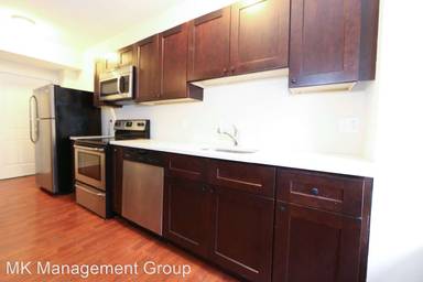 Main picture of 1540 N Willington St