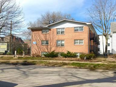 Main picture of 405 North State Street - 14