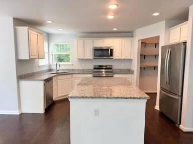 Main picture of 206 Cranes Corner Rd