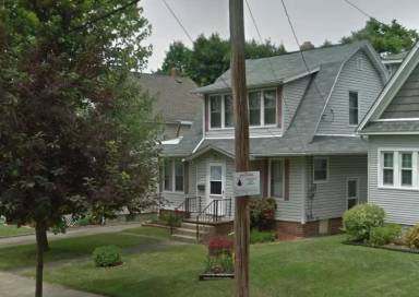 Main picture of 725 Iona Ave