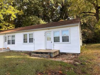 Main picture of 45 Evans Ln